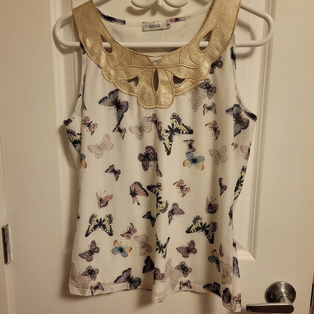 Flowy sleeveless blouse size small